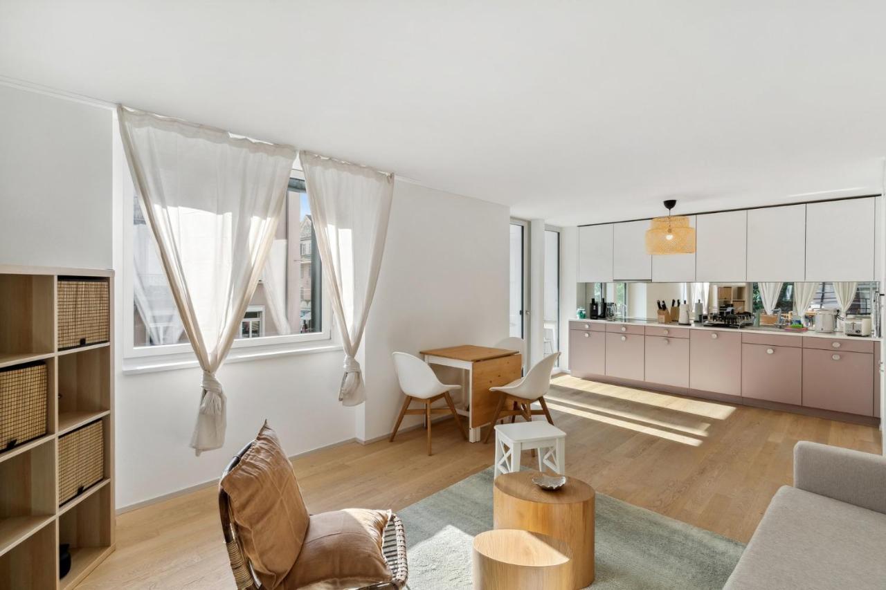 Zurich Flat: Central & Lake Convenience Buitenkant foto